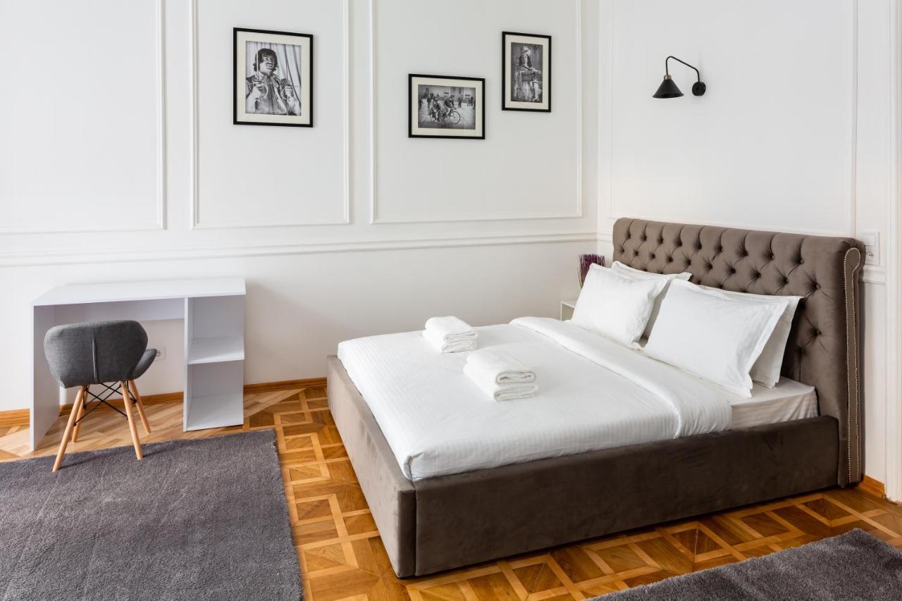 Alfa Apartments Grushevskoho 7 Lviv Eksteriør bilde