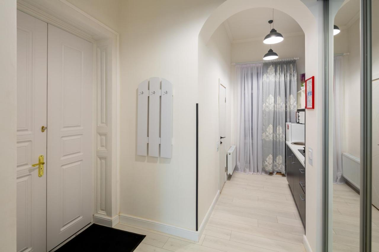 Alfa Apartments Grushevskoho 7 Lviv Eksteriør bilde