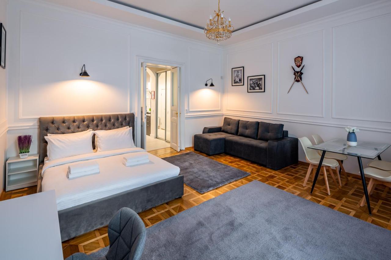 Alfa Apartments Grushevskoho 7 Lviv Eksteriør bilde