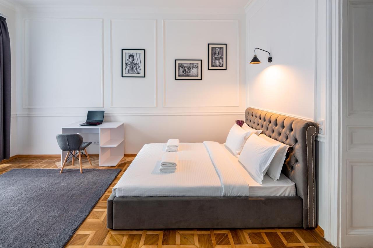 Alfa Apartments Grushevskoho 7 Lviv Eksteriør bilde
